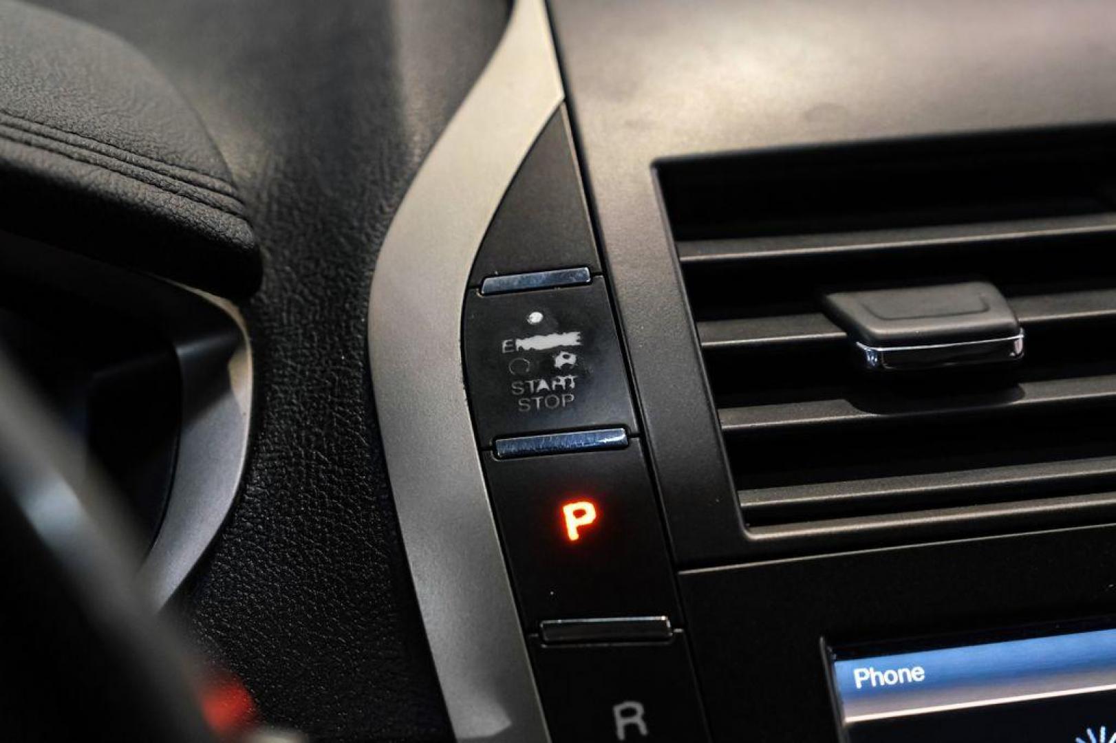 2016 Ingot Silver /Ebony Lincoln MKZ Base (3LN6L2JKXGR) with an 3.7L V6 Ti-VCT 24V engine, Automatic transmission, located at 15300 Midway Rd., Addison, TX, 75001, (972) 702-0011, 32.958321, -96.838074 - 2016 Lincoln MKZ<br>Now Available at Midway Auto Group Addison, Texas<br><br>With elegant styling, smooth turbocharged performance, and a premium interior, the 2016 Lincoln MKZ delivers a refined driving experience thats built to impress. Ideal for drivers looking to elevate their daily commute or - Photo#22