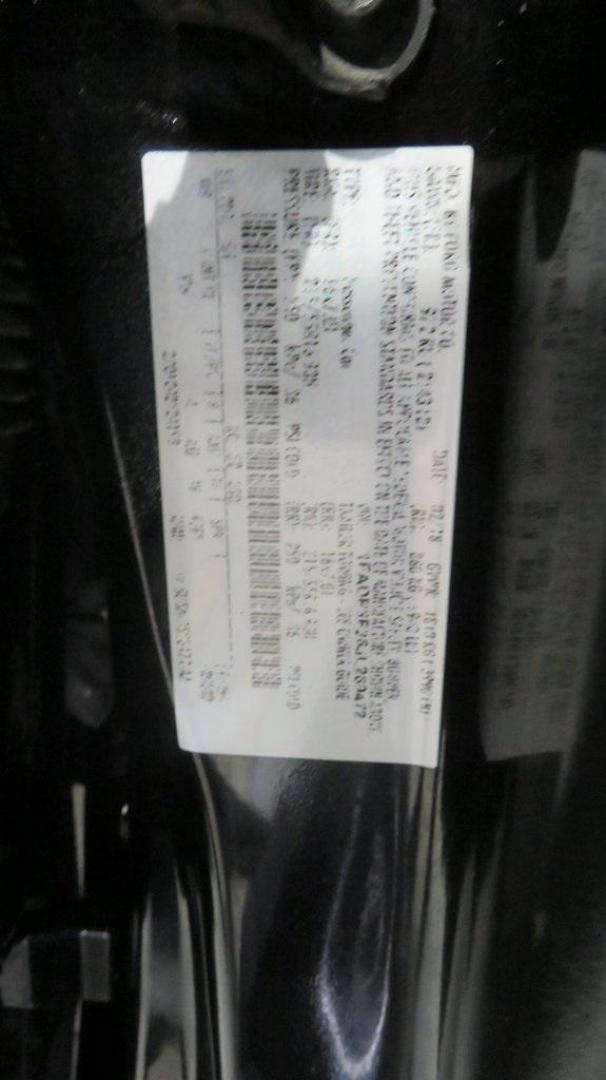 2018 Shadow Black /Charcoal Black Ford Focus SE (1FADP3F26JL) with an 2.0L I4 DGI Ti-VCT engine, Automatic transmission, located at 15300 Midway Rd., Addison, TX, 75001, (972) 702-0011, 32.958321, -96.838074 - Photo#27