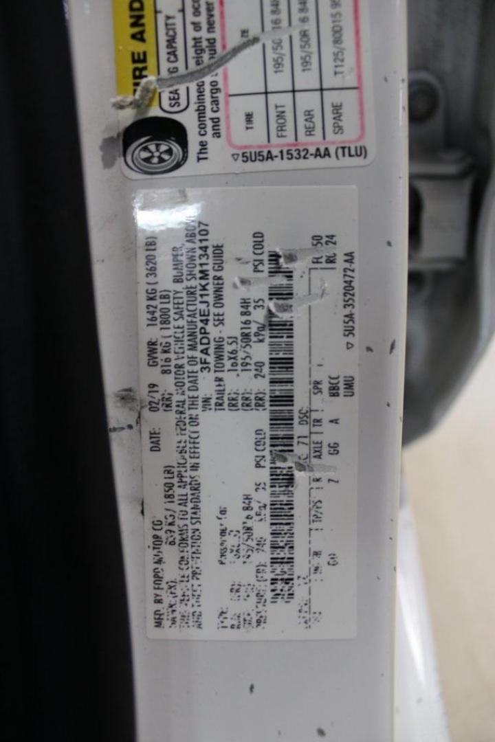 2019 Oxford White /Black Ford Fiesta SE (3FADP4EJ1KM) with an 1.6L I4 Ti-VCT engine, Automatic transmission, located at 15300 Midway Rd., Addison, TX, 75001, (972) 702-0011, 32.958321, -96.838074 - 2019 Ford Fiesta SE Hatchback<br>Now Available at Midway Auto Group Addison, Texas<br><br>Sporty, efficient, and fun to drive, the 2019 Ford Fiesta SE Hatchback delivers big versatility in a compact package. With its hatchback design, nimble handling, and great fuel economy, this Fiesta is perfect - Photo#26