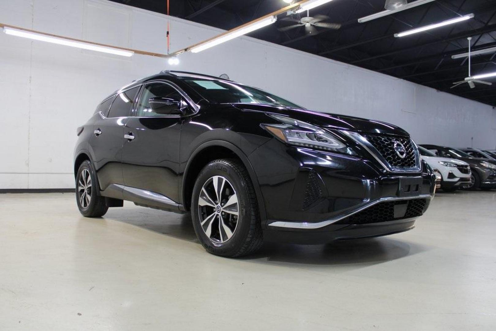 2020 Super Black Metallic /Graphite Nissan Murano SV (5N1AZ2BS9LN) with an 3.5L V6 DOHC 24V engine, CVT transmission, located at 15300 Midway Rd., Addison, TX, 75001, (972) 702-0011, 32.958321, -96.838074 - 2020 Nissan Murano SL<br>Now Available at Midway Auto Group Addison, Texas<br><br>Upscale, smooth, and packed with advanced features, the 2020 Nissan Murano SL is a midsize SUV that blends comfort and technology with confident performance. With a sleek design, premium interior, and an impressive su - Photo#1