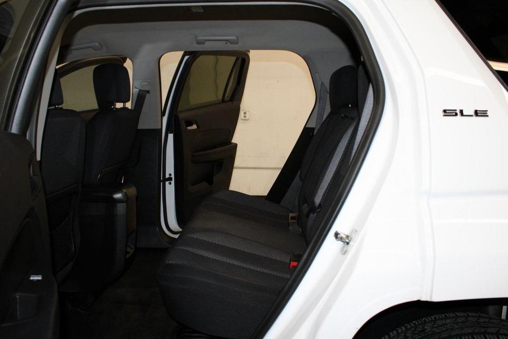 2016 Summit White /Jet Black GMC Terrain SLE-1 (2GKALMEK4G6) with an 2.4L 4-Cylinder SIDI DOHC VVT engine, Automatic transmission, located at 15300 Midway Rd., Addison, TX, 75001, (972) 702-0011, 32.958321, -96.838074 - 2016 GMC Terrain SLE-1<br>Now Available at Midway Auto Group Addison, Texas<br><br>Spacious, smooth, and impressively efficient, the 2016 GMC Terrain SLE-1 offers a refined ride with the versatility to handle both everyday errands and weekend getaways. With its upscale styling, quiet cabin, and fam - Photo#15