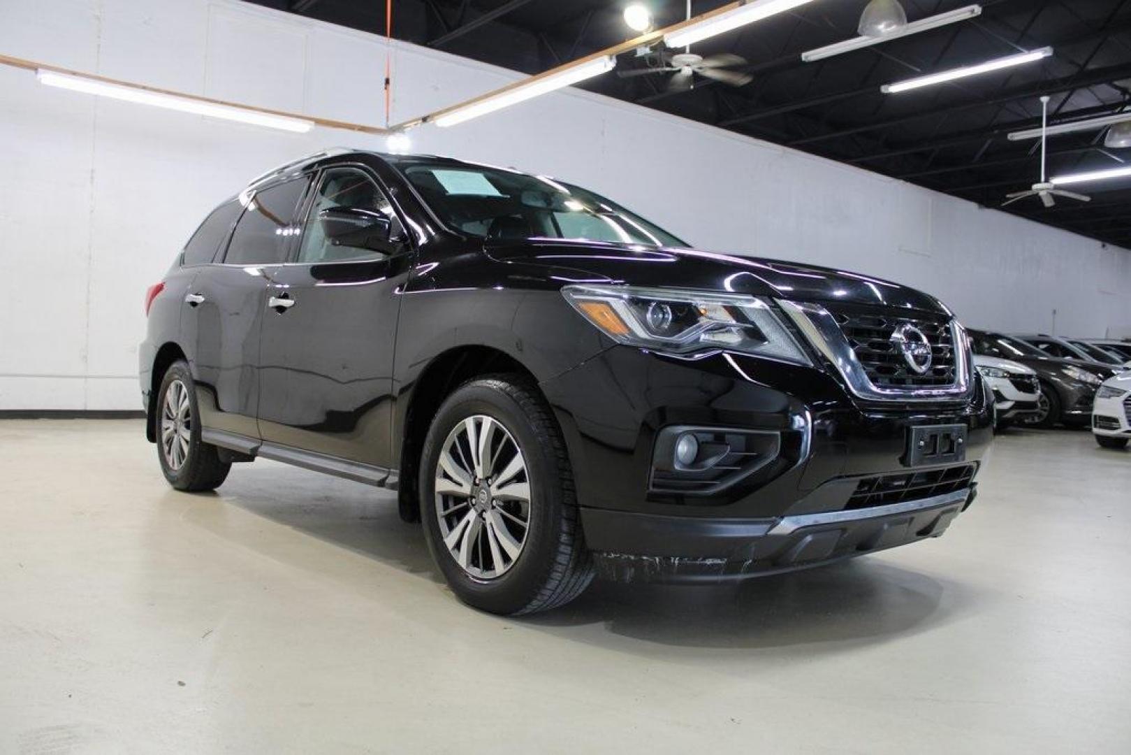 2018 Magnetic Black /Charcoal Nissan Pathfinder SL (5N1DR2MN2JC) with an V6 engine, CVT transmission, located at 15300 Midway Rd., Addison, TX, 75001, (972) 702-0011, 32.958321, -96.838074 - 2018 Nissan Pathfinder SV<br>Now Available at Midway Auto Group Addison, Texas<br><br>Spacious, capable, and loaded with family-friendly features, the 2018 Nissan Pathfinder SV is built for those who need room to move and the confidence to go anywhere. Whether youre navigating city streets in Addis - Photo#1