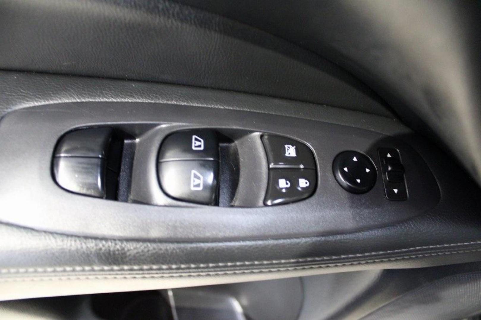 2018 Magnetic Black /Charcoal Nissan Pathfinder SL (5N1DR2MN2JC) with an V6 engine, CVT transmission, located at 15300 Midway Rd., Addison, TX, 75001, (972) 702-0011, 32.958321, -96.838074 - 2018 Nissan Pathfinder SV<br>Now Available at Midway Auto Group Addison, Texas<br><br>Spacious, capable, and loaded with family-friendly features, the 2018 Nissan Pathfinder SV is built for those who need room to move and the confidence to go anywhere. Whether youre navigating city streets in Addis - Photo#29