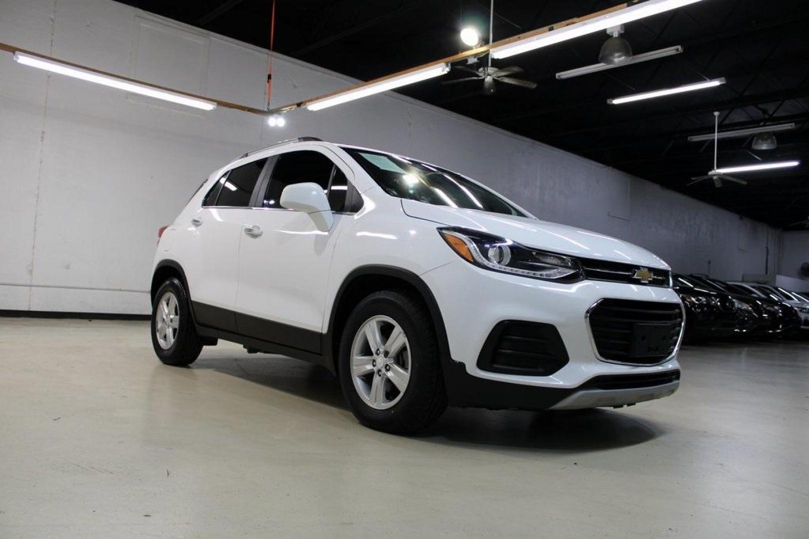 2020 Summit White /Jet Black/Light Ash Gray Chevrolet Trax LT (3GNCJLSB9LL) with an ECOTEC 1.4L I4 SMPI DOHC Turbocharged VVT engine, Automatic transmission, located at 15300 Midway Rd., Addison, TX, 75001, (972) 702-0011, 32.958321, -96.838074 - 2020 Chevrolet Trax LT<br>Now Available at Midway Auto Group Addison, Texas<br><br>The 2020 Chevrolet Trax LT is a compact SUV that punches above its weight with smart design, excellent maneuverability, and modern tech features. Whether you're zipping through Addison traffic or planning a weekend e - Photo#1