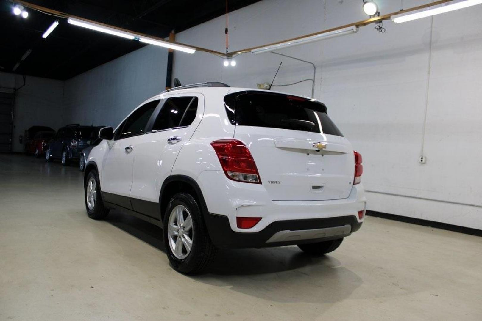2020 Summit White /Jet Black/Light Ash Gray Chevrolet Trax LT (3GNCJLSB9LL) with an ECOTEC 1.4L I4 SMPI DOHC Turbocharged VVT engine, Automatic transmission, located at 15300 Midway Rd., Addison, TX, 75001, (972) 702-0011, 32.958321, -96.838074 - 2020 Chevrolet Trax LT<br>Now Available at Midway Auto Group Addison, Texas<br><br>The 2020 Chevrolet Trax LT is a compact SUV that punches above its weight with smart design, excellent maneuverability, and modern tech features. Whether you're zipping through Addison traffic or planning a weekend e - Photo#3