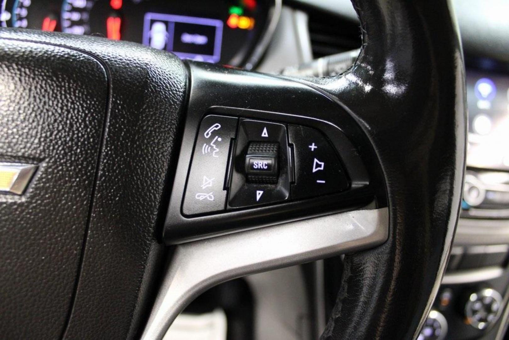 2020 Summit White /Jet Black/Light Ash Gray Chevrolet Trax LT (3GNCJLSB9LL) with an ECOTEC 1.4L I4 SMPI DOHC Turbocharged VVT engine, Automatic transmission, located at 15300 Midway Rd., Addison, TX, 75001, (972) 702-0011, 32.958321, -96.838074 - 2020 Chevrolet Trax LT<br>Now Available at Midway Auto Group Addison, Texas<br><br>The 2020 Chevrolet Trax LT is a compact SUV that punches above its weight with smart design, excellent maneuverability, and modern tech features. Whether you're zipping through Addison traffic or planning a weekend e - Photo#22