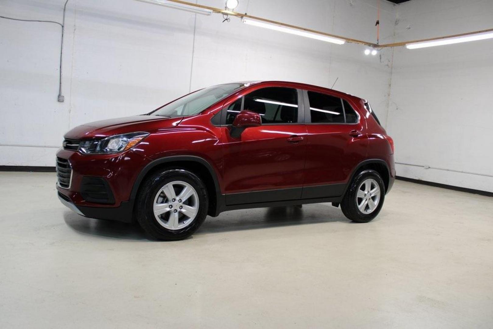 2021 Crimson Metallic /Black Chevrolet Trax LS (KL7CJKSB7MB) with an ECOTEC Turbo 1.4L VVT DOHC 4-Cyl engine, Automatic transmission, located at 15300 Midway Rd., Addison, TX, 75001, (972) 702-0011, 32.958321, -96.838074 - 2021 Chevrolet Trax LT<br>Now Available at Midway Auto Group Addison, Texas<br><br>Compact in size but big on versatility, the 2021 Chevrolet Trax LT is the perfect urban SUVeasy to maneuver, packed with modern tech, and designed for drivers who need everyday practicality with a sporty edge. Whethe - Photo#5