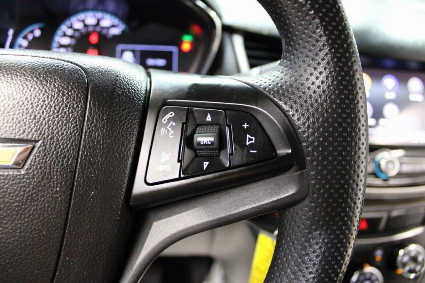 2021 Crimson Metallic /Black Chevrolet Trax LS (KL7CJKSB7MB) with an ECOTEC Turbo 1.4L VVT DOHC 4-Cyl engine, Automatic transmission, located at 15300 Midway Rd., Addison, TX, 75001, (972) 702-0011, 32.958321, -96.838074 - 2021 Chevrolet Trax LT<br>Now Available at Midway Auto Group Addison, Texas<br><br>Compact in size but big on versatility, the 2021 Chevrolet Trax LT is the perfect urban SUVeasy to maneuver, packed with modern tech, and designed for drivers who need everyday practicality with a sporty edge. Whethe - Photo#18