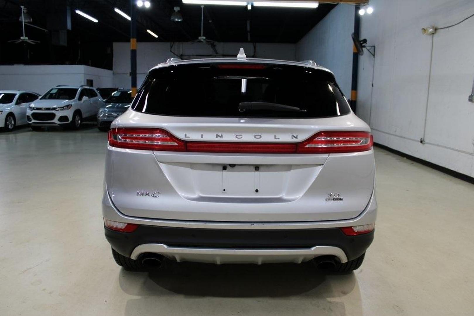 2016 Ingot Silver /Ebony Lincoln MKC Reserve (5LMCJ3C96GU) with an EcoBoost 2.0L I4 GTDi DOHC Turbocharged VCT engine, Automatic transmission, located at 15300 Midway Rd., Addison, TX, 75001, (972) 702-0011, 32.958321, -96.838074 - 2016 Lincoln MKC Reserve<br>Now Available at Midway Auto Group Addison, Texas<br><br>Luxurious, confident, and refinedthis 2016 Lincoln MKC Reserve delivers a premium driving experience in a compact SUV form. With a rich interior, smooth performance, and top-tier technology, the MKC is perfect for - Photo#7