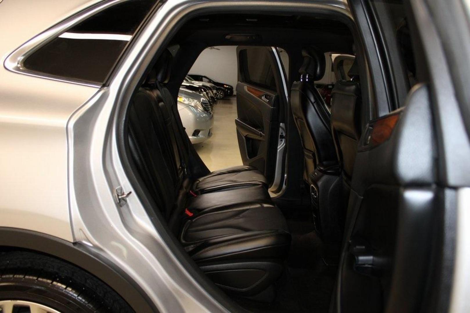 2016 Ingot Silver /Ebony Lincoln MKC Reserve (5LMCJ3C96GU) with an EcoBoost 2.0L I4 GTDi DOHC Turbocharged VCT engine, Automatic transmission, located at 15300 Midway Rd., Addison, TX, 75001, (972) 702-0011, 32.958321, -96.838074 - 2016 Lincoln MKC Reserve<br>Now Available at Midway Auto Group Addison, Texas<br><br>Luxurious, confident, and refinedthis 2016 Lincoln MKC Reserve delivers a premium driving experience in a compact SUV form. With a rich interior, smooth performance, and top-tier technology, the MKC is perfect for - Photo#16
