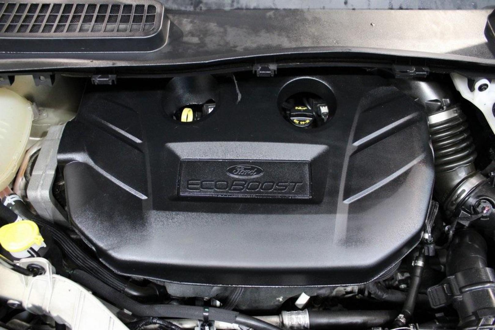 2018 White Gold /Medium Light Stone Ford Escape Titanium (1FMCU0J90JU) with an EcoBoost 2.0L I4 GTDi DOHC Turbocharged VCT engine, Automatic transmission, located at 15300 Midway Rd., Addison, TX, 75001, (972) 702-0011, 32.958321, -96.838074 - Photo#29
