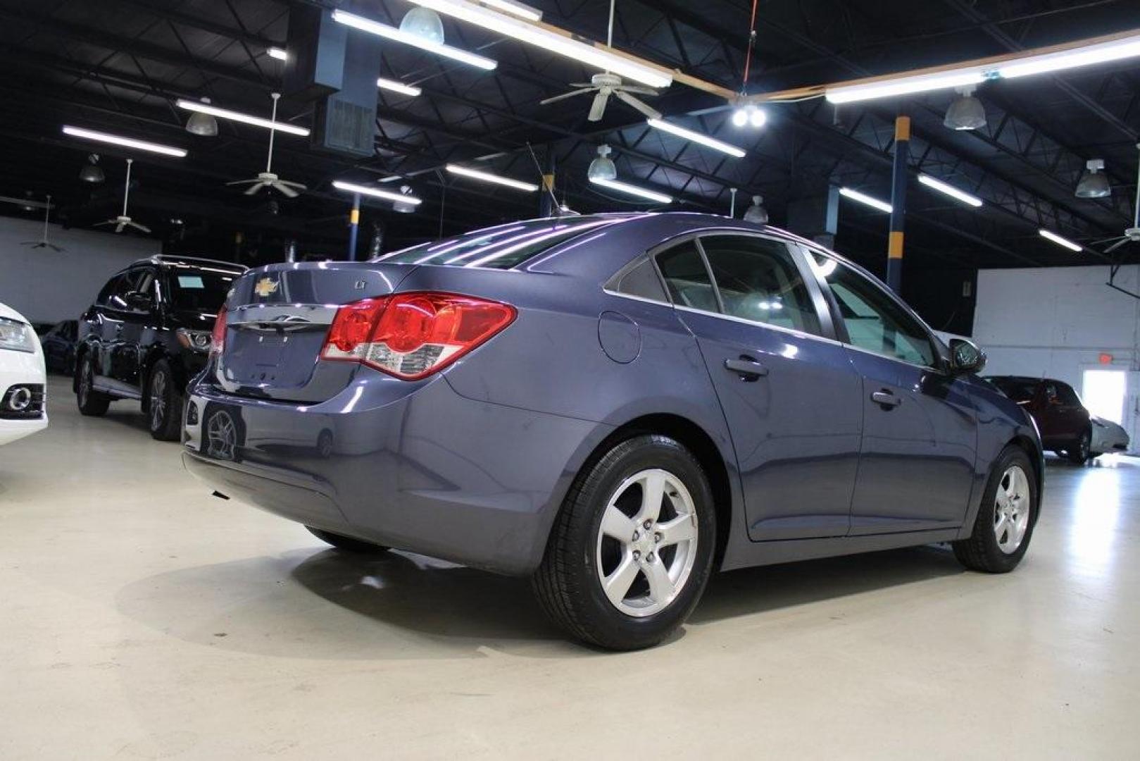 2014 Atlantis Blue Metallic /Medium Titanium Chevrolet Cruze 1LT (1G1PC5SB7E7) with an ECOTEC 1.4L I4 SMPI DOHC Turbocharged VVT engine, Automatic transmission, located at 15300 Midway Rd., Addison, TX, 75001, (972) 702-0011, 32.958321, -96.838074 - Photo#2