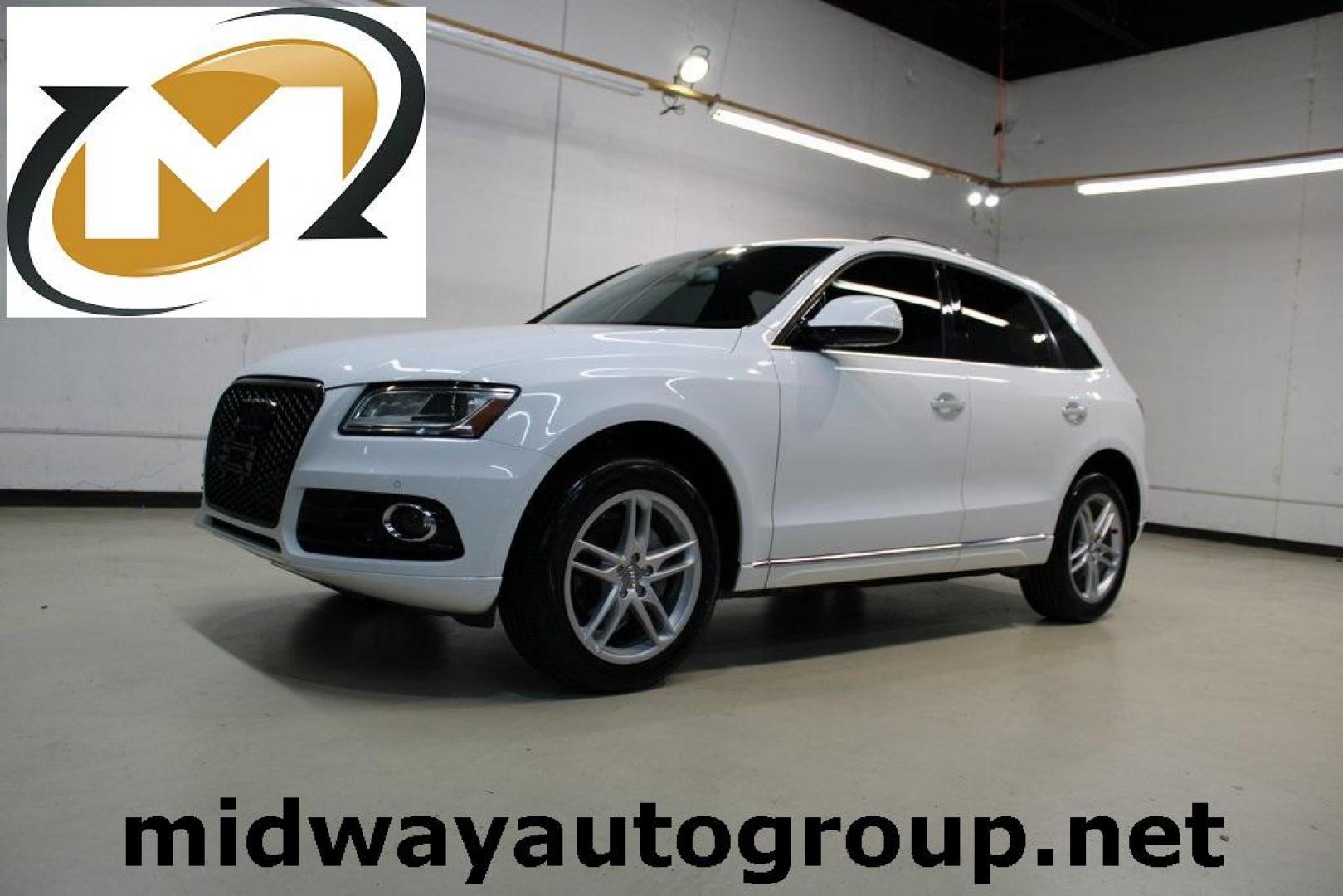 2017 White /Black Audi Q5 2.0T Premium (WA1C2AFP4HA) with an 2.0L 4-Cylinder TFSI engine, Automatic transmission, located at 15300 Midway Rd., Addison, TX, 75001, (972) 702-0011, 32.958321, -96.838074 - Photo#0