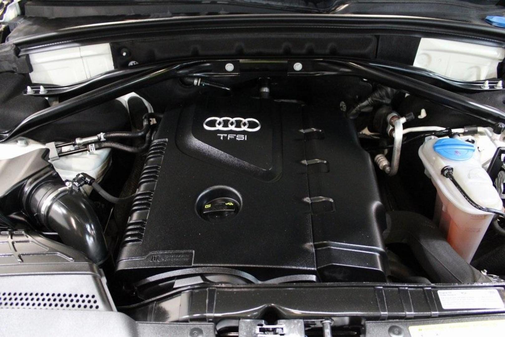 2017 White /Black Audi Q5 2.0T Premium (WA1C2AFP4HA) with an 2.0L 4-Cylinder TFSI engine, Automatic transmission, located at 15300 Midway Rd., Addison, TX, 75001, (972) 702-0011, 32.958321, -96.838074 - Photo#30