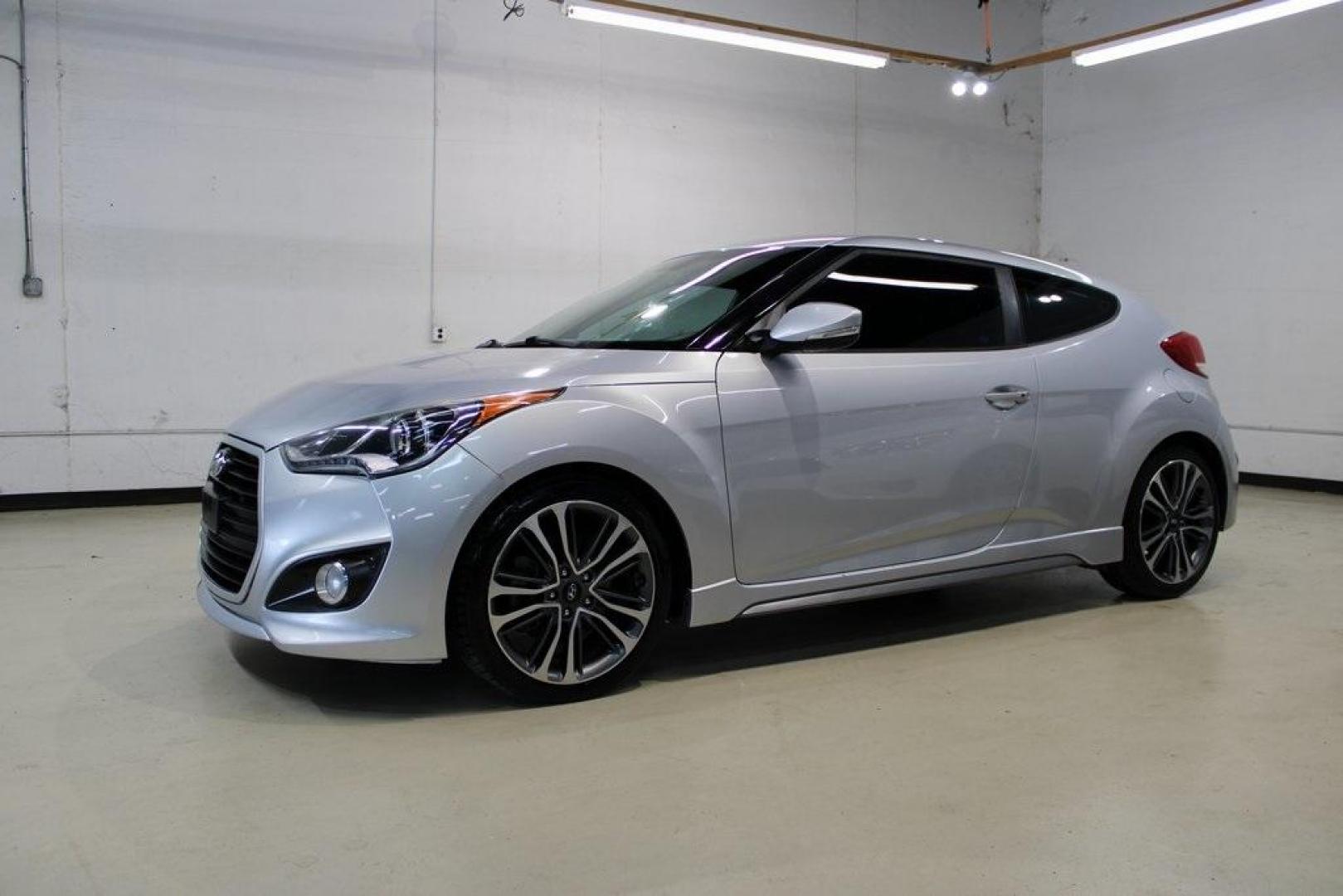 2017 Ironman Silver Metallic /Black Hyundai Veloster Turbo (KMHTC6AEXHU) with an 1.6L Turbo GDI 4-Cylinder engine, Automatic transmission, located at 15300 Midway Rd., Addison, TX, 75001, (972) 702-0011, 32.958321, -96.838074 - Photo#4