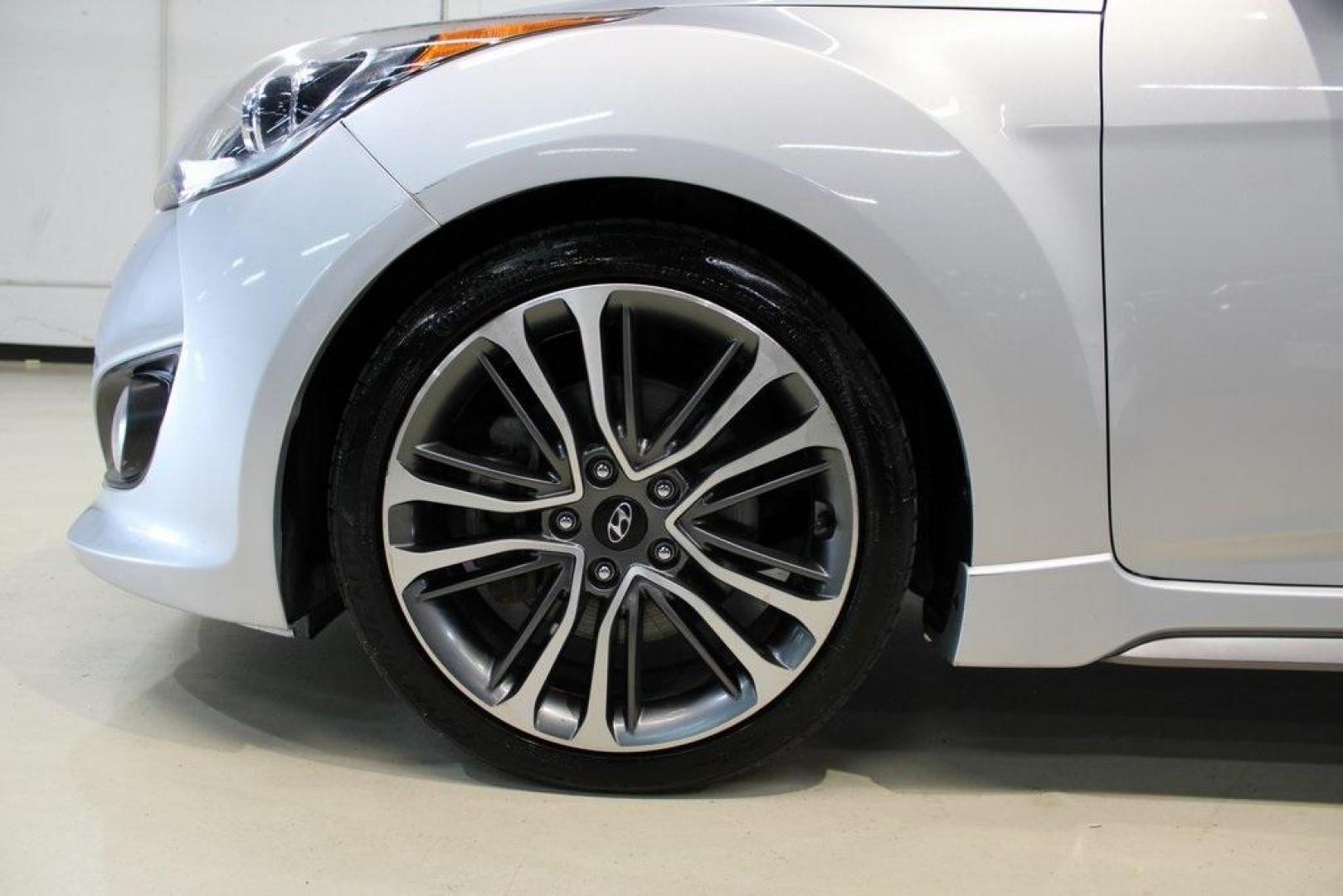 2017 Ironman Silver Metallic /Black Hyundai Veloster Turbo (KMHTC6AEXHU) with an 1.6L Turbo GDI 4-Cylinder engine, Automatic transmission, located at 15300 Midway Rd., Addison, TX, 75001, (972) 702-0011, 32.958321, -96.838074 - Photo#8