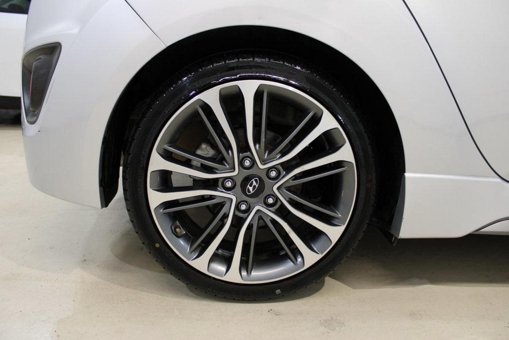 2017 Ironman Silver Metallic /Black Hyundai Veloster Turbo (KMHTC6AEXHU) with an 1.6L Turbo GDI 4-Cylinder engine, Automatic transmission, located at 15300 Midway Rd., Addison, TX, 75001, (972) 702-0011, 32.958321, -96.838074 - Photo#10