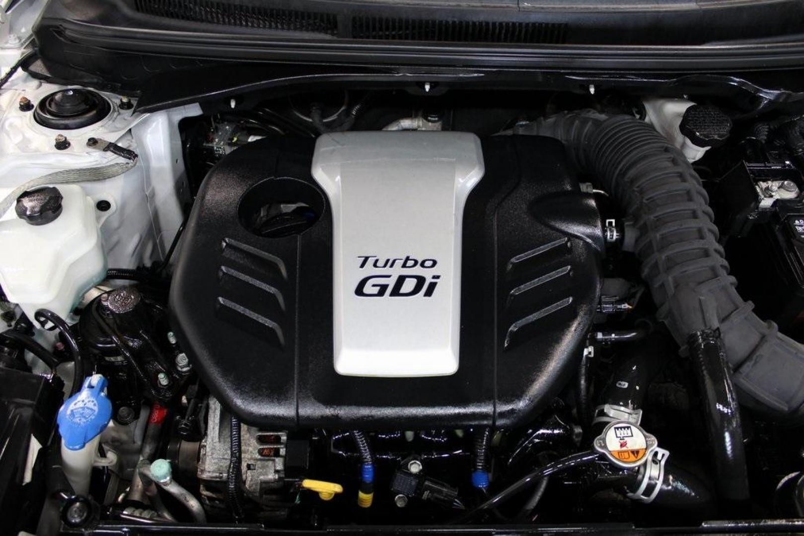 2017 Ironman Silver Metallic /Black Hyundai Veloster Turbo (KMHTC6AEXHU) with an 1.6L Turbo GDI 4-Cylinder engine, Automatic transmission, located at 15300 Midway Rd., Addison, TX, 75001, (972) 702-0011, 32.958321, -96.838074 - Photo#25