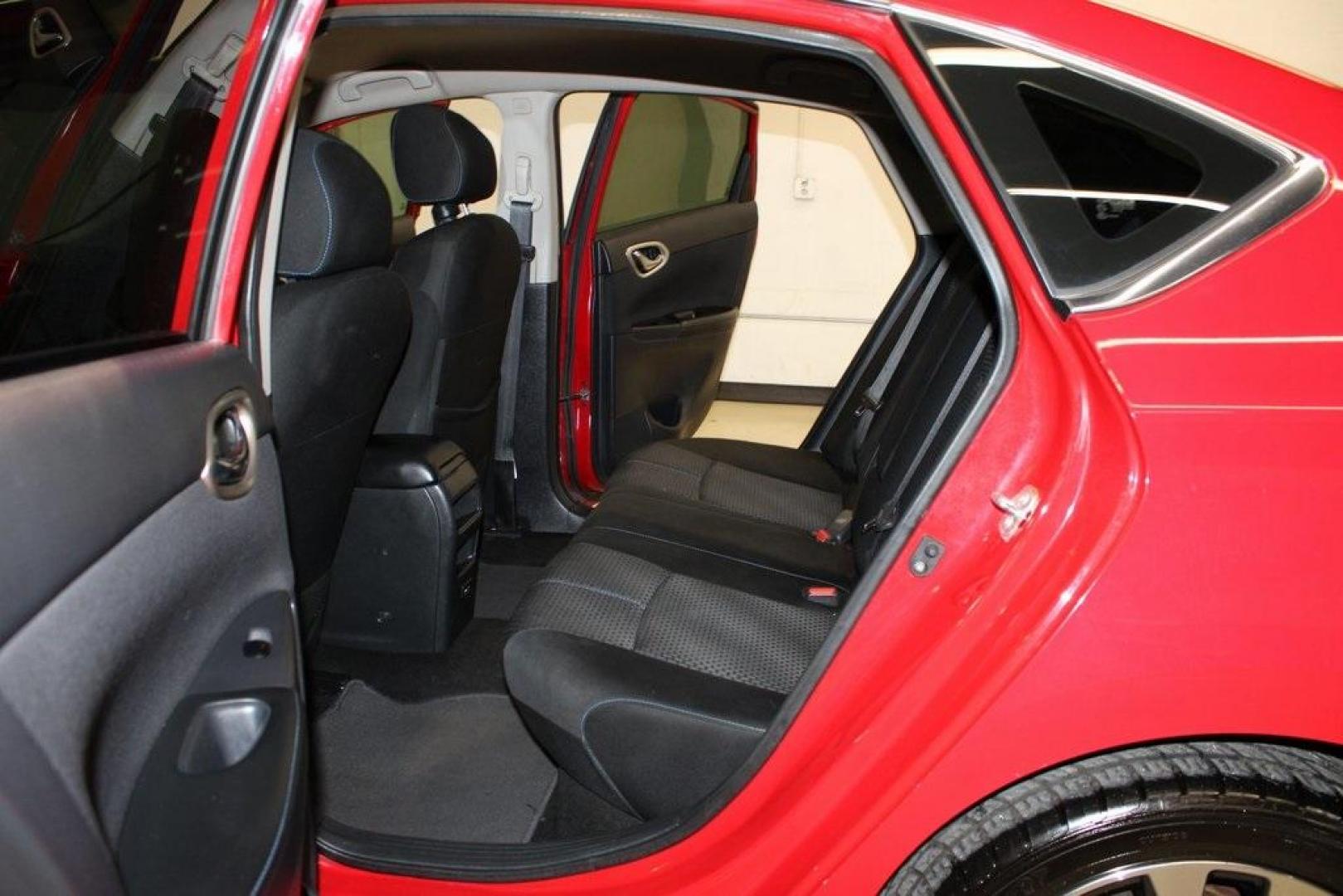 2019 Red Alert /Charcoal Nissan Sentra SR (3N1AB7AP9KY) with an 1.8L 4-Cylinder DOHC 16V engine, CVT transmission, located at 15300 Midway Rd., Addison, TX, 75001, (972) 702-0011, 32.958321, -96.838074 - Photo#16