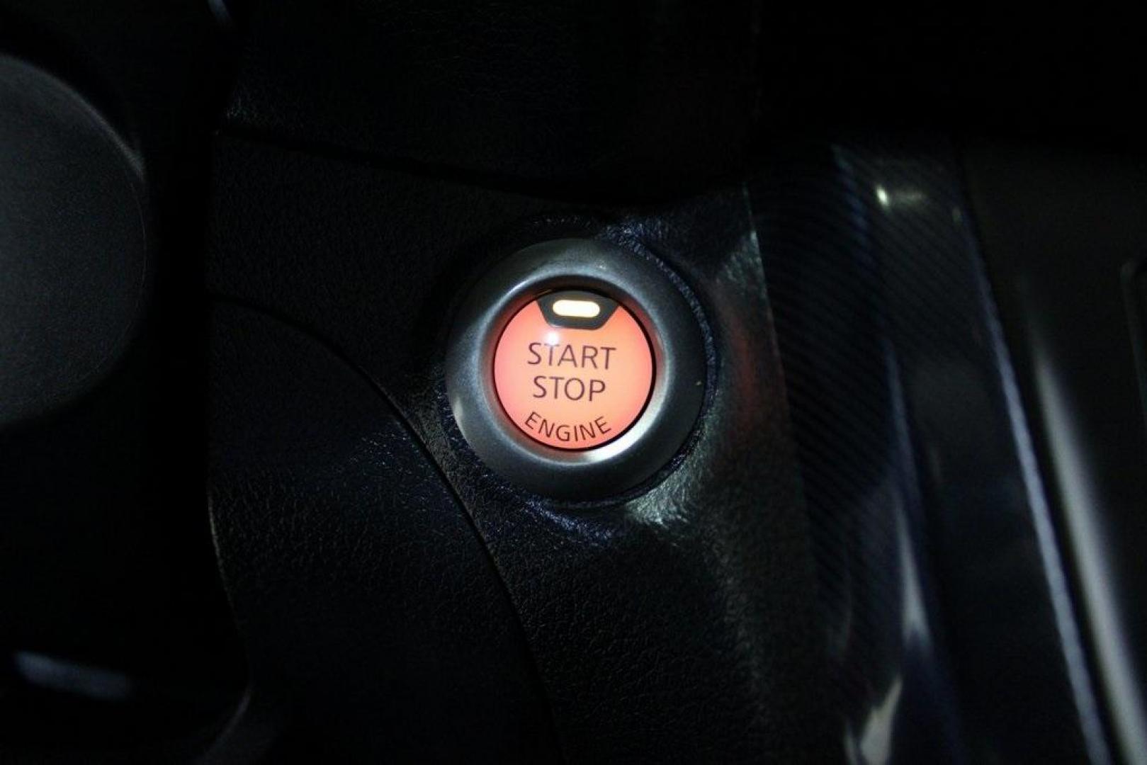 2019 Red Alert /Charcoal Nissan Sentra SR (3N1AB7AP9KY) with an 1.8L 4-Cylinder DOHC 16V engine, CVT transmission, located at 15300 Midway Rd., Addison, TX, 75001, (972) 702-0011, 32.958321, -96.838074 - Photo#22