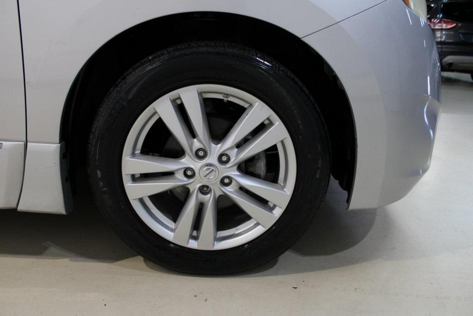 2012 Brilliant Silver Metallic /Gray Nissan Quest 3.5 LE (JN8AE2KP7C9) with an 3.5L V6 DOHC 24V engine, CVT transmission, located at 15300 Midway Rd., Addison, TX, 75001, (972) 702-0011, 32.958321, -96.838074 - Photo#11