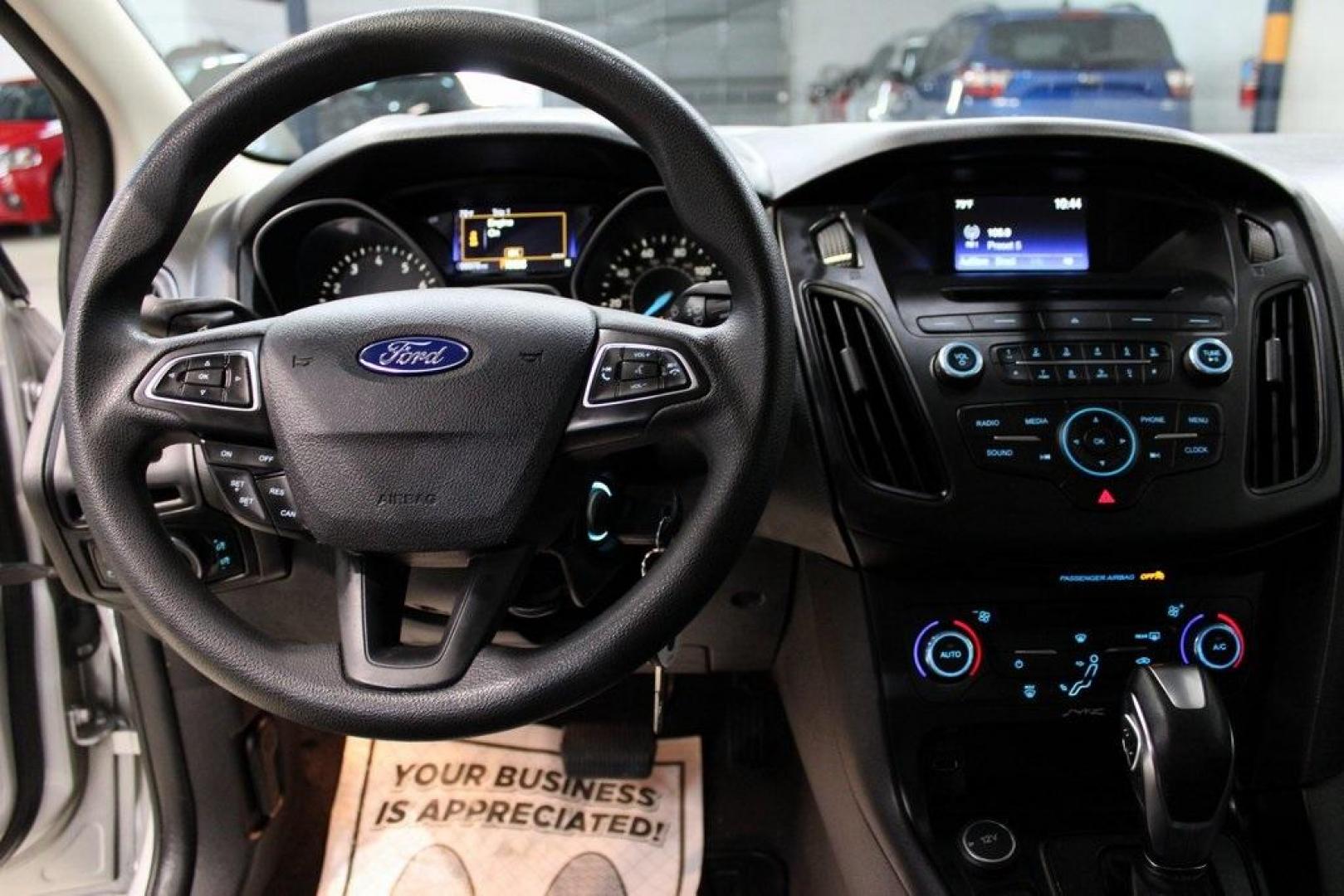 2016 Ingot Silver /Black Ford Focus SE (1FADP3FE5GL) with an EcoBoost 1.0L I3 GTDi DOHC Turbocharged VCT engine, Automatic transmission, located at 15300 Midway Rd., Addison, TX, 75001, (972) 702-0011, 32.958321, -96.838074 - Photo#15