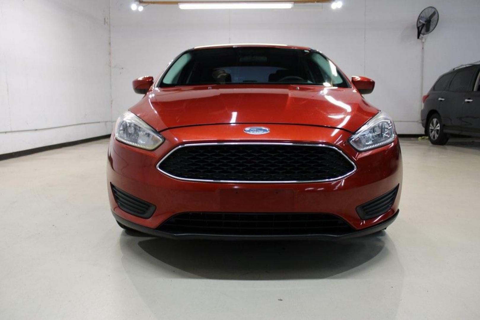 2018 Chili Pepper Red /Charcoal Black Ford Focus SE (1FADP3FE8JL) with an EcoBoost 1.0L I3 GTDi DOHC Turbocharged VCT engine, Automatic transmission, located at 15300 Midway Rd., Addison, TX, 75001, (972) 702-0011, 32.958321, -96.838074 - Photo#5