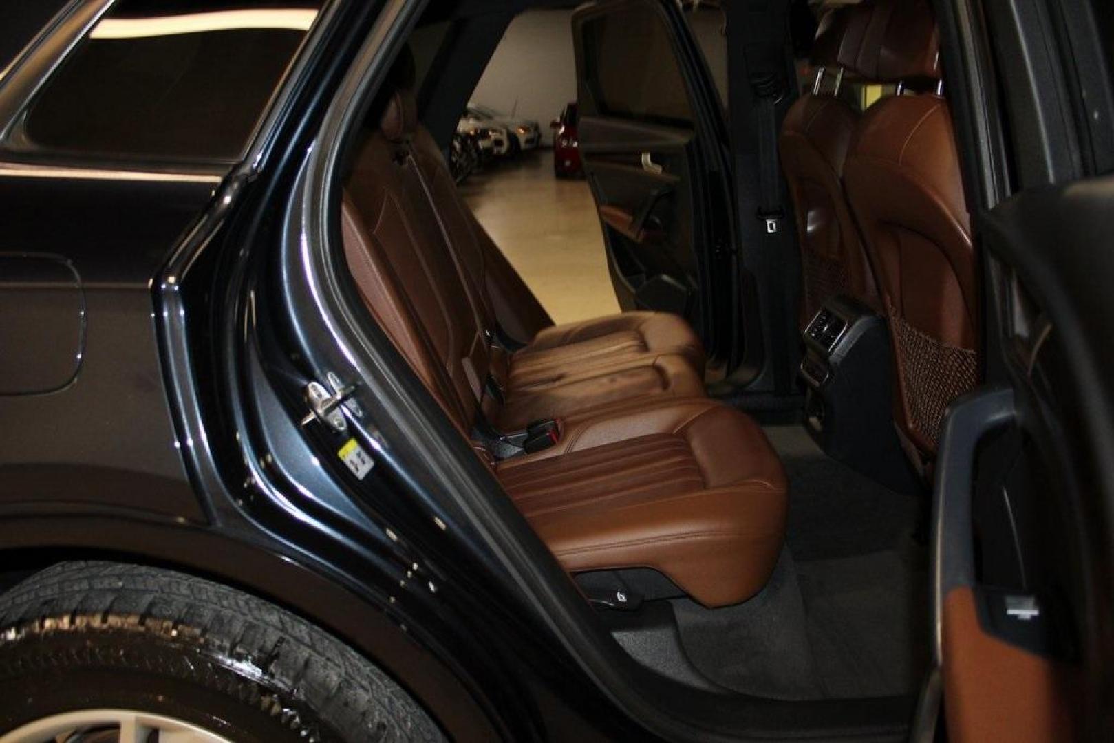2018 Moonlight Blue /Brown Audi Q5 2.0T (WA1ANAFY4J2) with an 2.0L TFSI engine, Automatic transmission, located at 15300 Midway Rd., Addison, TX, 75001, (972) 702-0011, 32.958321, -96.838074 - Photo#12