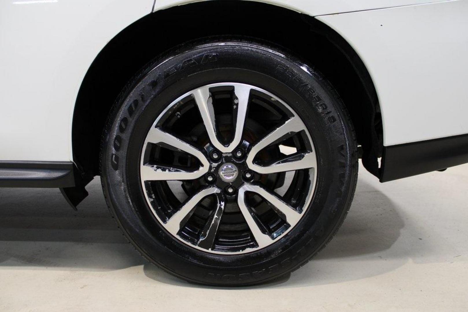 2015 Glacier White /Charcoal Nissan Pathfinder SV (5N1AR2MM9FC) with an 3.5L V6 engine, CVT transmission, located at 15300 Midway Rd., Addison, TX, 75001, (972) 702-0011, 32.958321, -96.838074 - 2015 Nissan Pathfinder SV<br>Now Available at Midway Auto Group Addison, Texas<br><br>Roomy, capable, and family-approved, the 2015 Nissan Pathfinder SV delivers the comfort, versatility, and power you need in a midsize SUV. With three rows of seating, a smooth V6 engine, and user-friendly tech, th - Photo#10