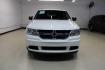 2017 Vice White /Lt Frost Beige/Black Dodge Journey SE (3C4PDCAB7HT) with an 2.4L I4 DOHC 16V Dual VVT engine, Automatic transmission, located at 15300 Midway Rd., Addison, TX, 75001, (972) 702-0011, 32.958321, -96.838074 - Photo#5