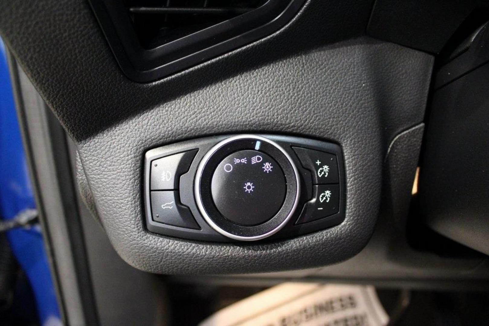 2017 Lightning Blue Metallic /Black Ford Escape SE (1FMCU9GD2HU) with an 1.5L EcoBoost engine, Automatic transmission, located at 15300 Midway Rd., Addison, TX, 75001, (972) 702-0011, 32.958321, -96.838074 - Photo#26