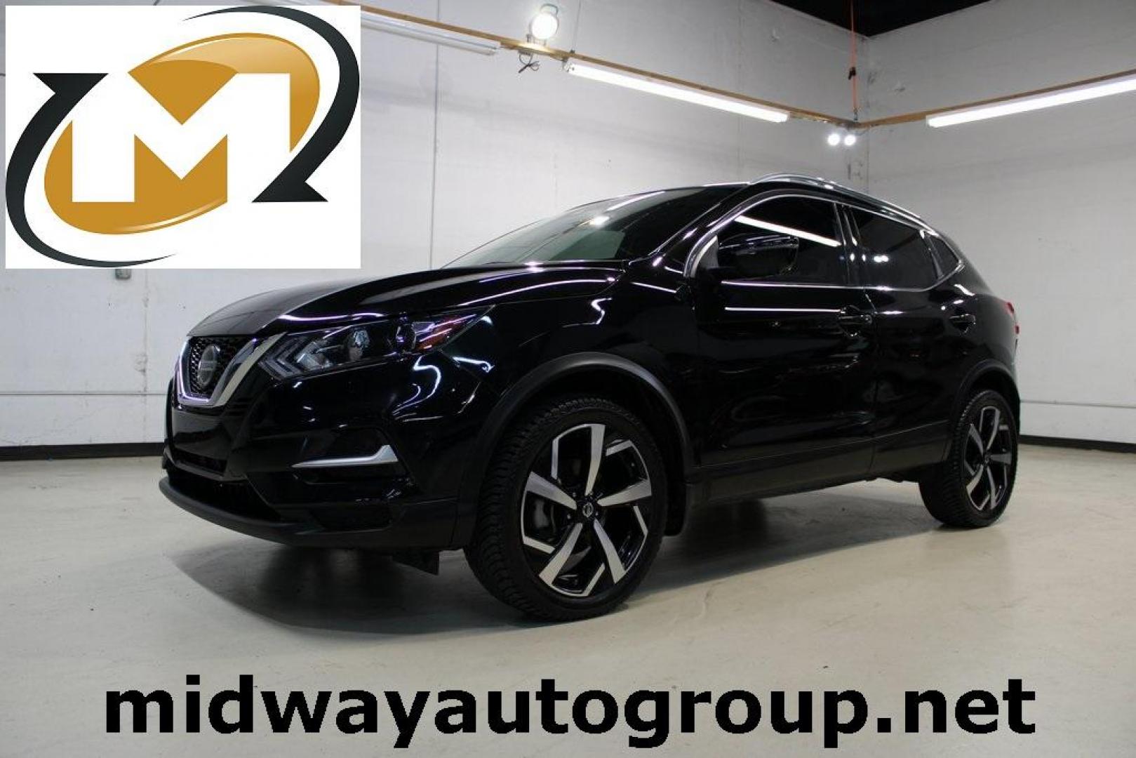 2020 Magnetic Black Pearl /Charcoal Nissan Rogue Sport SL (JN1BJ1CW2LW) with an 2.0L DOHC engine, CVT transmission, located at 15300 Midway Rd., Addison, TX, 75001, (972) 702-0011, 32.958321, -96.838074 - Photo#0