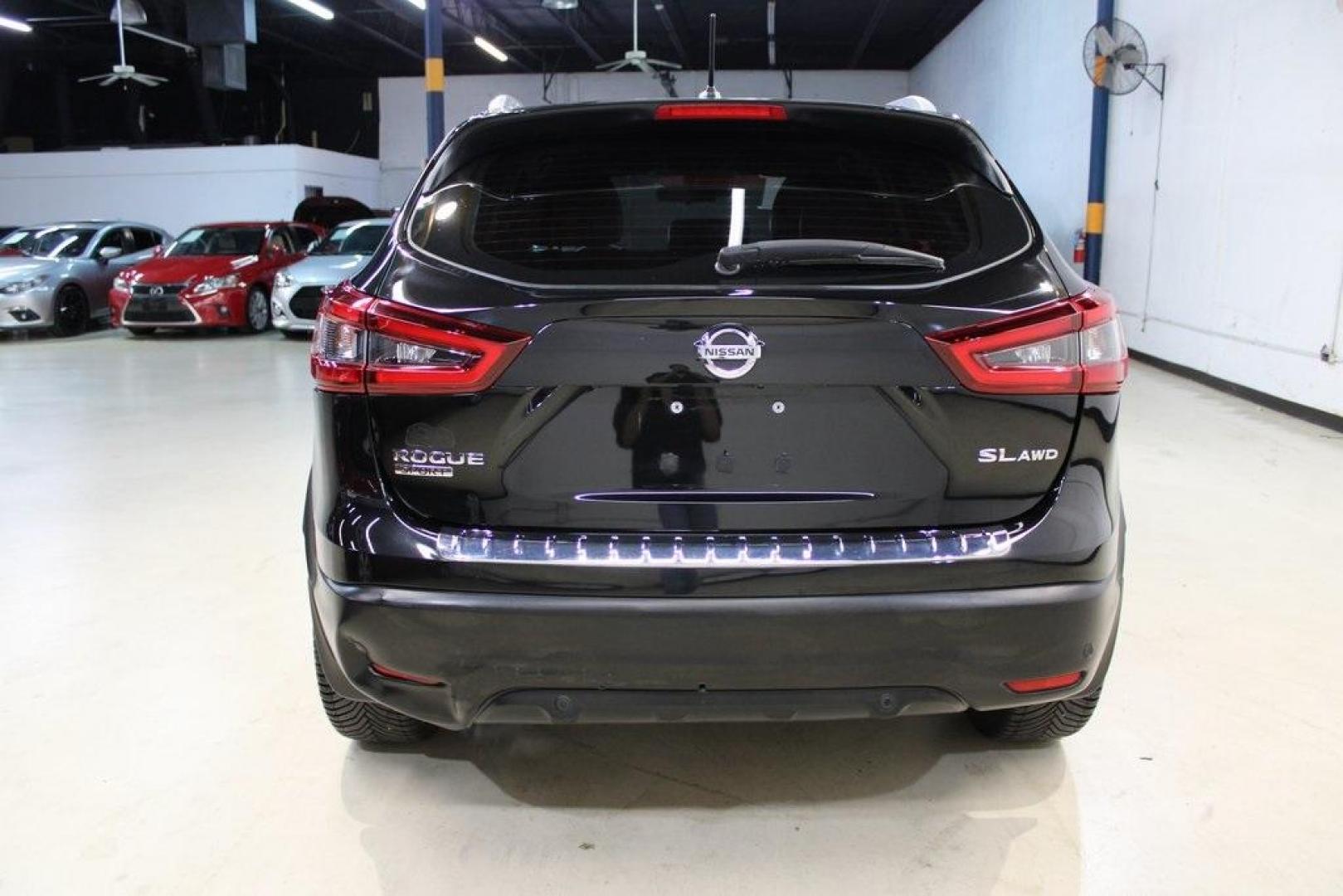 2020 Magnetic Black Pearl /Charcoal Nissan Rogue Sport SL (JN1BJ1CW2LW) with an 2.0L DOHC engine, CVT transmission, located at 15300 Midway Rd., Addison, TX, 75001, (972) 702-0011, 32.958321, -96.838074 - Photo#7