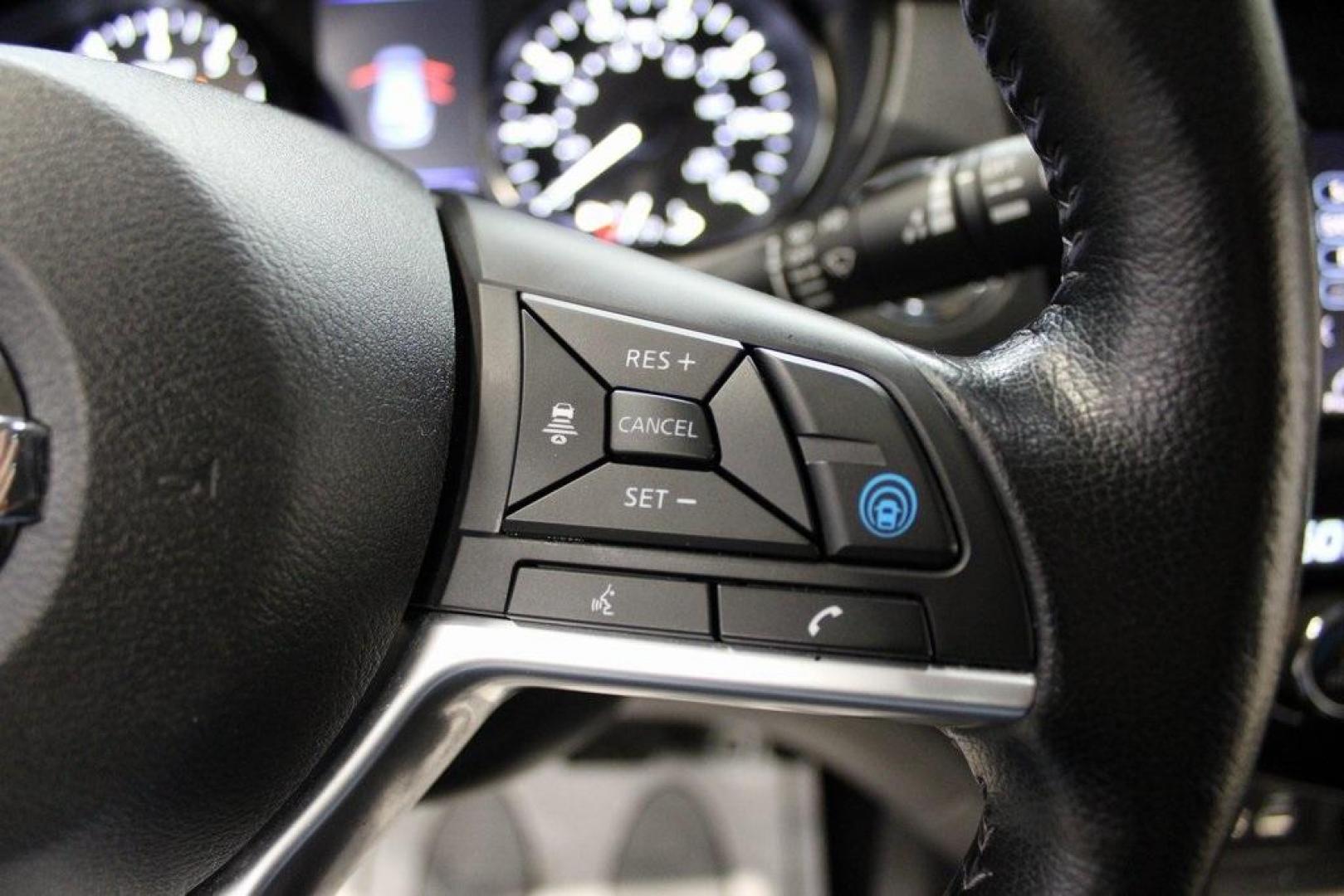 2020 Magnetic Black Pearl /Charcoal Nissan Rogue Sport SL (JN1BJ1CW2LW) with an 2.0L DOHC engine, CVT transmission, located at 15300 Midway Rd., Addison, TX, 75001, (972) 702-0011, 32.958321, -96.838074 - Photo#23