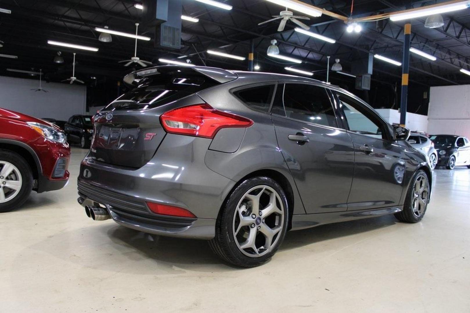 2017 Magnetic /Black Ford Focus ST (1FADP3L94HL) with an 2.0L GTDi engine, Manual transmission, located at 15300 Midway Rd., Addison, TX, 75001, (972) 702-0011, 32.958321, -96.838074 - Photo#2