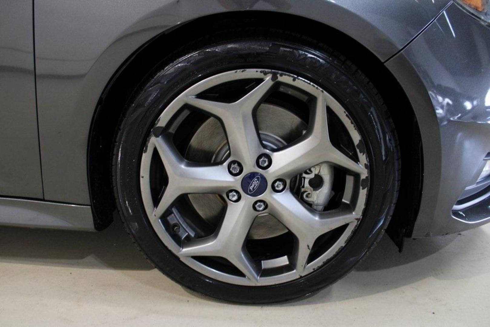 2017 Magnetic /Black Ford Focus ST (1FADP3L94HL) with an 2.0L GTDi engine, Manual transmission, located at 15300 Midway Rd., Addison, TX, 75001, (972) 702-0011, 32.958321, -96.838074 - Photo#11