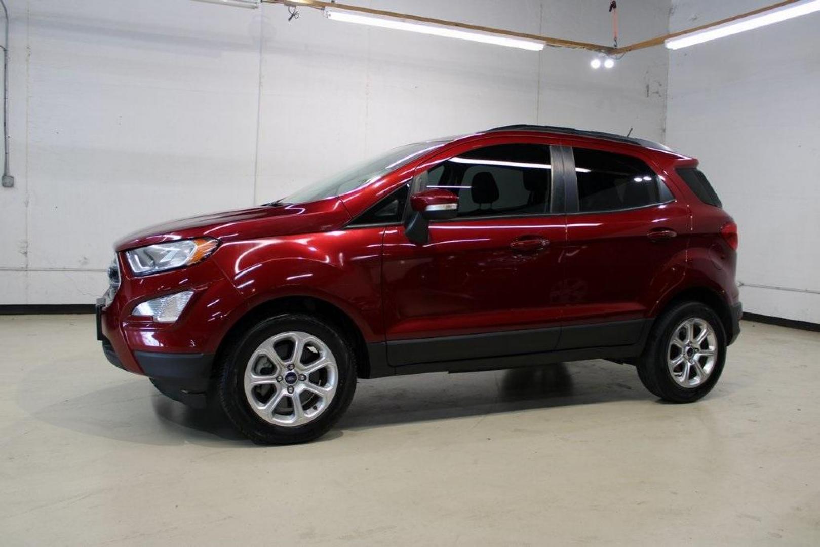 2021 Ruby Red Metallic Tinted Clearcoat /Ebony Black Ford EcoSport SE (MAJ3S2GE5MC) with an EcoBoost 1.0L I3 GTDi DOHC Turbocharged VCT engine, Automatic transmission, located at 15300 Midway Rd., Addison, TX, 75001, (972) 702-0011, 32.958321, -96.838074 - Photo#4