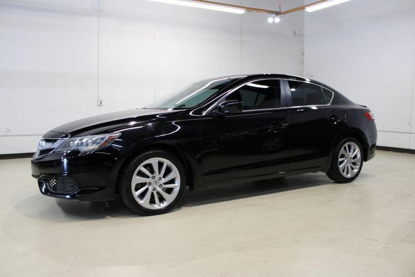2017 Crystal Black Pearl /Ebony Acura ILX 2.4L (19UDE2F3XHA) with an I4 engine, Automatic transmission, located at 15300 Midway Rd., Addison, TX, 75001, (972) 702-0011, 32.958321, -96.838074 - Photo#4