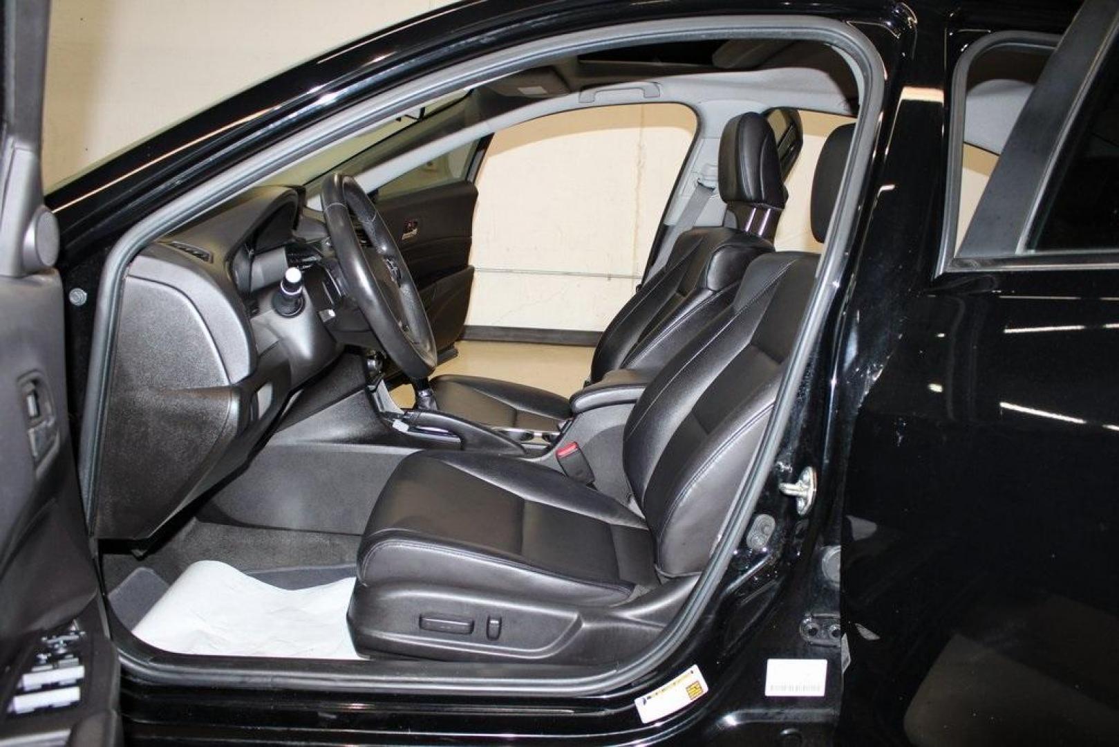 2017 Crystal Black Pearl /Ebony Acura ILX 2.4L (19UDE2F3XHA) with an I4 engine, Automatic transmission, located at 15300 Midway Rd., Addison, TX, 75001, (972) 702-0011, 32.958321, -96.838074 - Photo#14