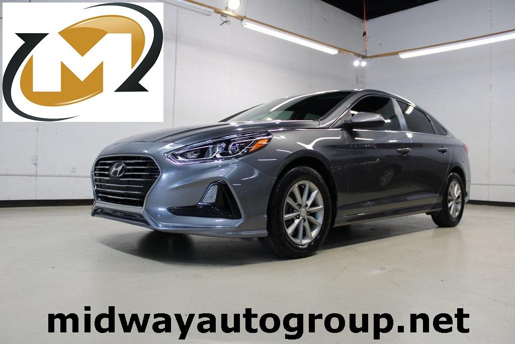 photo of 2018 Hyundai Sonata SE