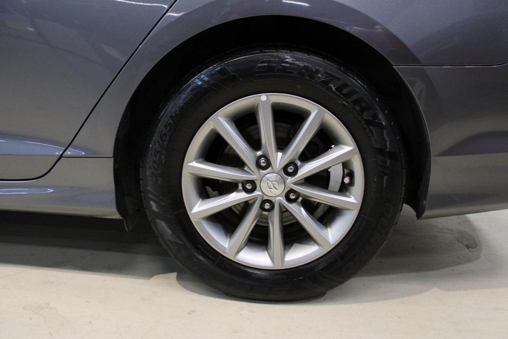 2018 Machine Gray /Black Hyundai Sonata SE (5NPE24AF8JH) with an 2.4L I4 DGI DOHC 16V LEV3-ULEV70 185hp engine, Automatic transmission, located at 15300 Midway Rd., Addison, TX, 75001, (972) 702-0011, 32.958321, -96.838074 - Photo#9