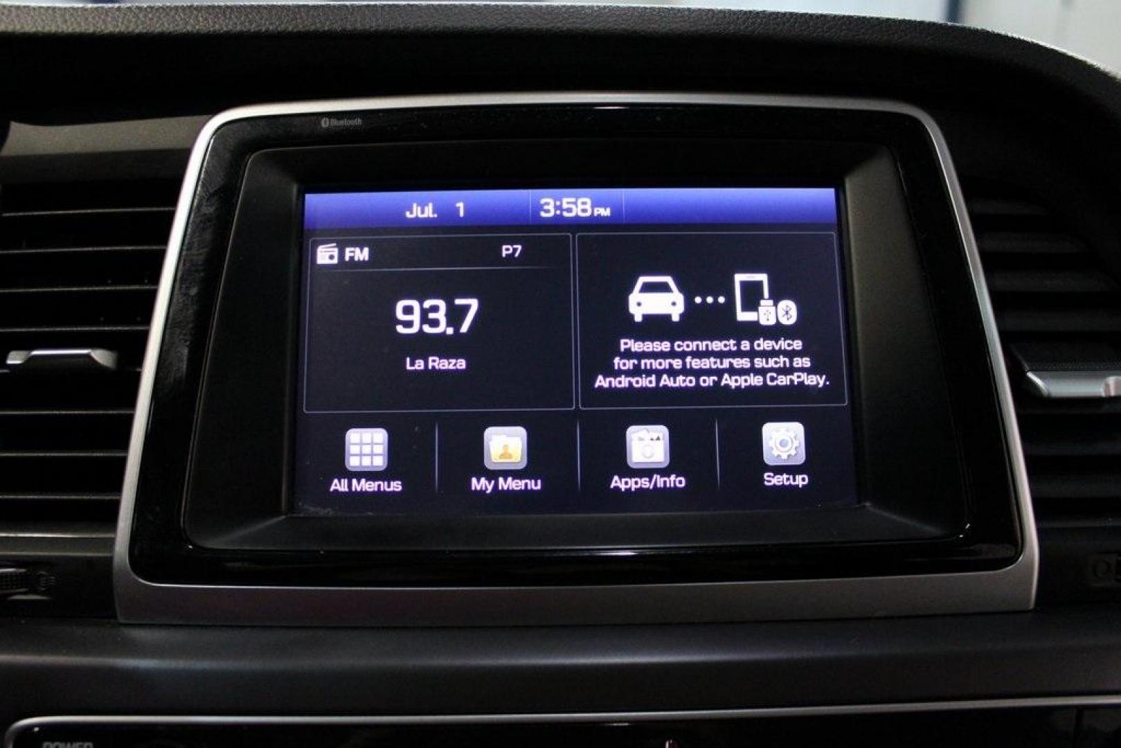 2018 Machine Gray /Black Hyundai Sonata SE (5NPE24AF8JH) with an 2.4L I4 DGI DOHC 16V LEV3-ULEV70 185hp engine, Automatic transmission, located at 15300 Midway Rd., Addison, TX, 75001, (972) 702-0011, 32.958321, -96.838074 - Photo#17