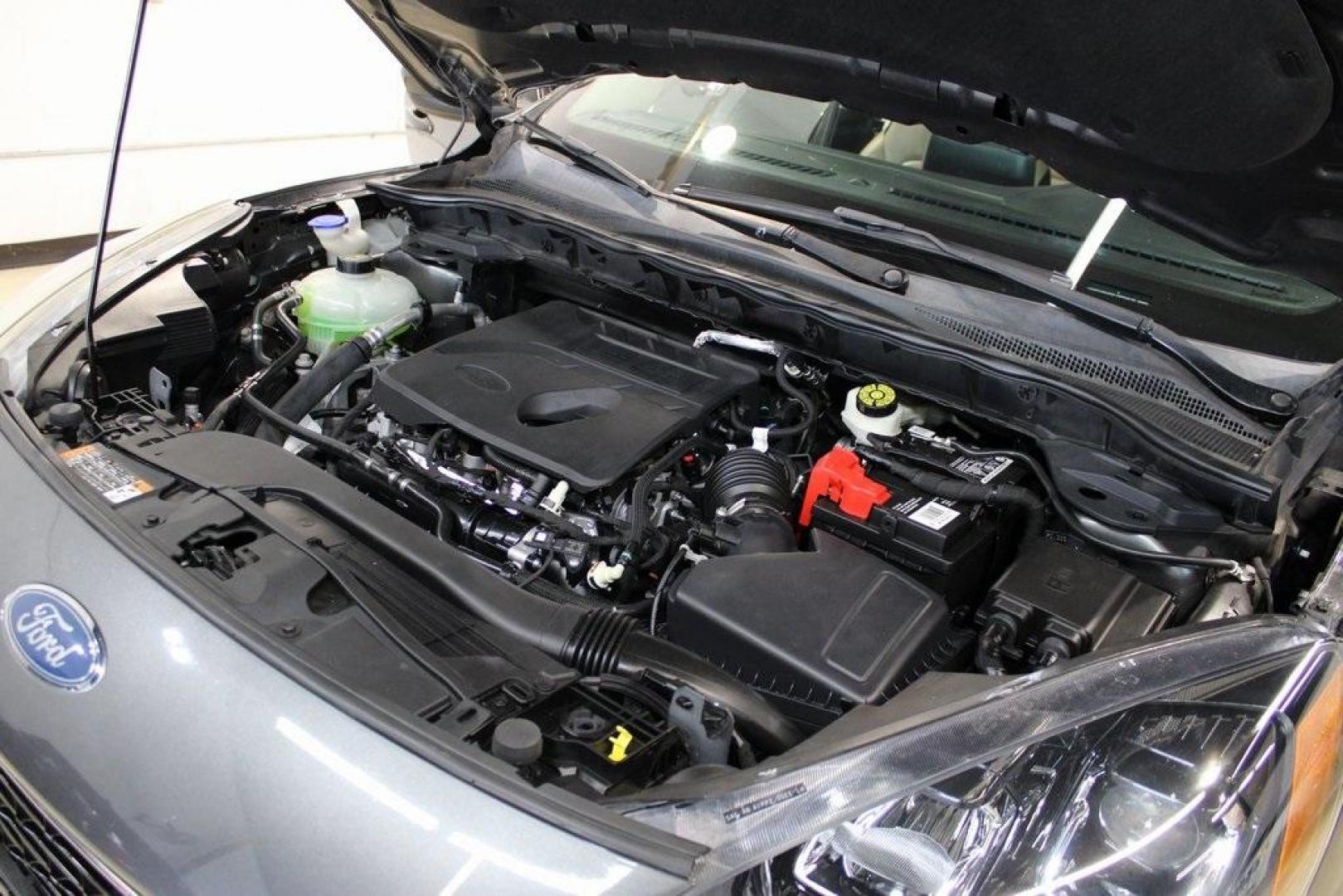 2020 Magnetic /Sandstone Ford Escape SEL (1FMCU0H6XLU) with an 1.5L EcoBoost engine, Automatic transmission, located at 15300 Midway Rd., Addison, TX, 75001, (972) 702-0011, 32.958321, -96.838074 - 2020 Ford Escape SEL<br>Now Available at Midway Auto Group Addison, Texas<br><br>Smart, efficient, and loaded with modern features, the 2020 Ford Escape SEL is a standout compact SUV that blends versatility, technology, and comfort. Whether you're commuting around DFW or heading out for a weekend t - Photo#28