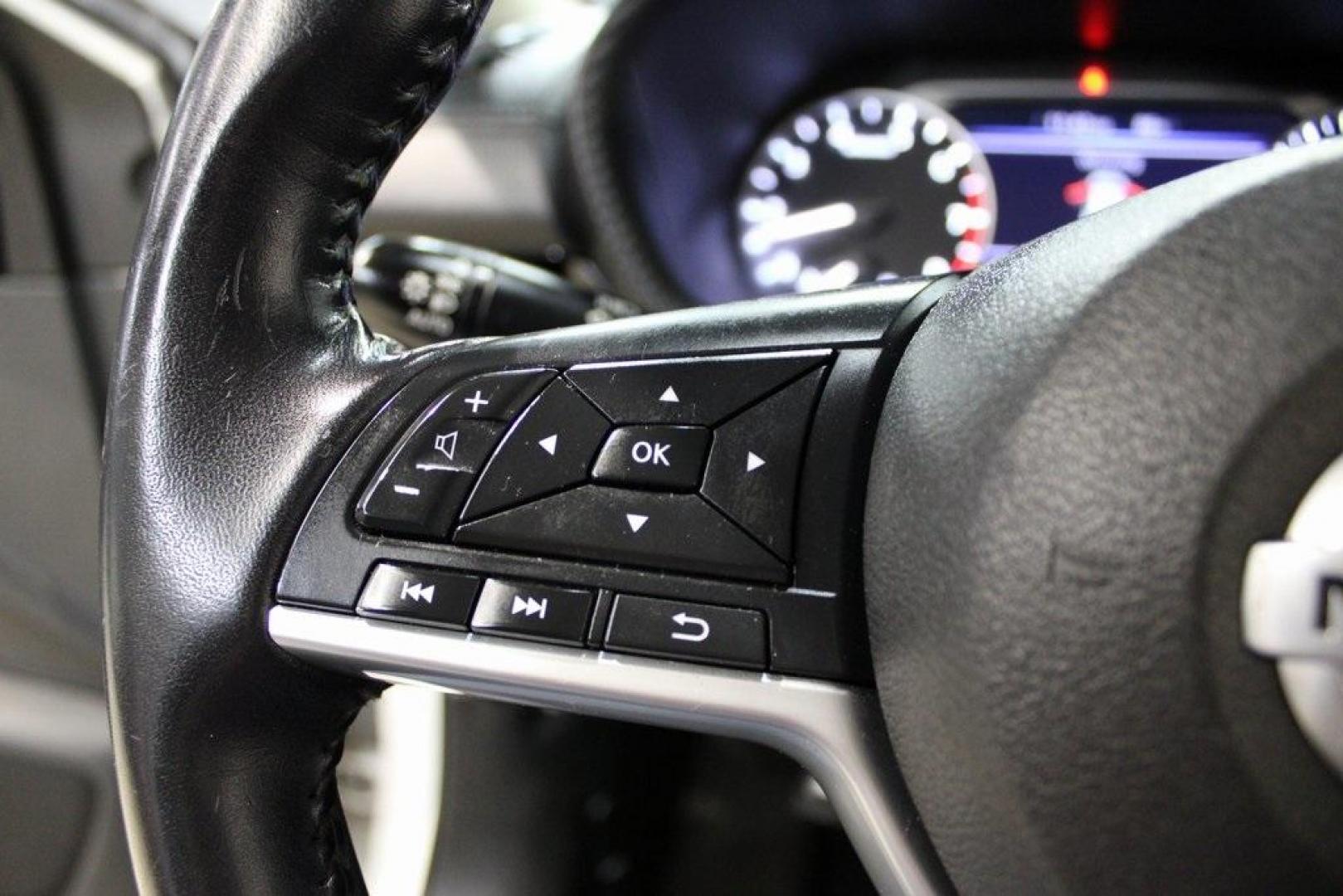 2020 Fresh Powder /Charcoal Nissan Sentra SV (3N1AB8CV7LY) with an 2.0L DOHC engine, CVT transmission, located at 15300 Midway Rd., Addison, TX, 75001, (972) 702-0011, 32.958321, -96.838074 - 2020 Nissan Sentra SV<br>Now Available at Midway Auto Group Addison, Texas<br><br>Sporty styling, modern tech, and exceptional fuel efficiency come together in the 2020 Nissan Sentra SV. This well-equipped compact sedan delivers a premium driving experience with sharp handling, a refined interior, - Photo#21