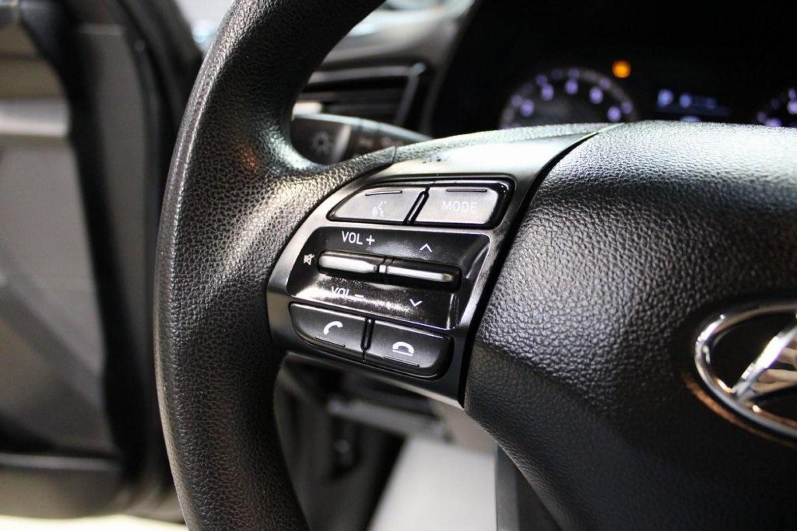 2019 Thunder Gray /Black Hyundai Veloster 2.0 (KMHTG6AF2KU) with an 2.0L 4-Cylinder MPI DOHC engine, Automatic transmission, located at 15300 Midway Rd., Addison, TX, 75001, (972) 702-0011, 32.958321, -96.838074 - Photo#23