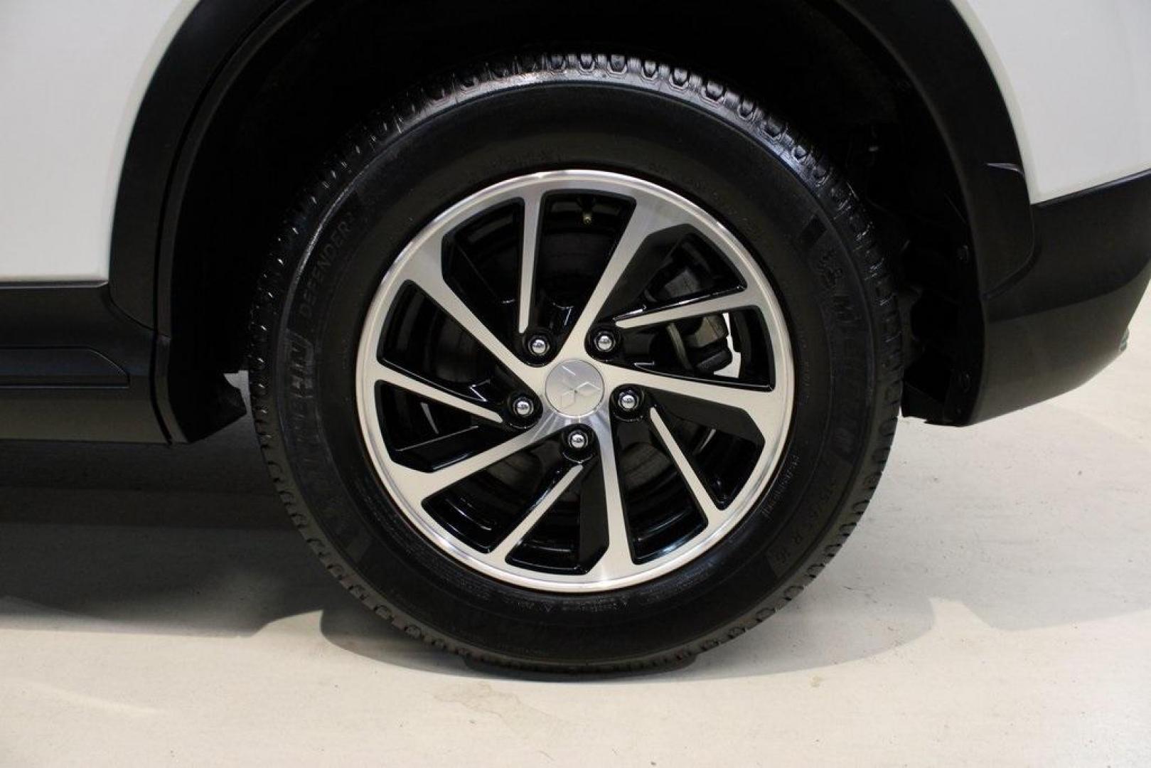 2020 Pearl White /Black Mitsubishi Eclipse Cross ES (JA4AS3AA2LZ) with an 1.5L I4 DI Turbocharged DOHC 16V LEV3-ULEV70 152hp engine, CVT transmission, located at 15300 Midway Rd., Addison, TX, 75001, (972) 702-0011, 32.958321, -96.838074 - 2020 Mitsubishi Outlander Sport ES<br>Now Available at Midway Auto Group Addison, Texas<br><br>The 2020 Mitsubishi Outlander Sport ES delivers bold styling, smart technology, and everyday functionality all in a compact SUV package. Whether you're commuting through the DFW area or heading out for a - Photo#8