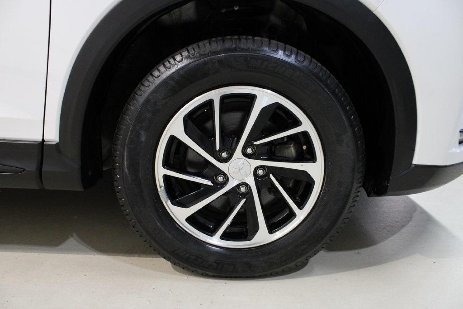 2020 Pearl White /Black Mitsubishi Eclipse Cross ES (JA4AS3AA2LZ) with an 1.5L I4 DI Turbocharged DOHC 16V LEV3-ULEV70 152hp engine, CVT transmission, located at 15300 Midway Rd., Addison, TX, 75001, (972) 702-0011, 32.958321, -96.838074 - 2020 Mitsubishi Outlander Sport ES<br>Now Available at Midway Auto Group Addison, Texas<br><br>The 2020 Mitsubishi Outlander Sport ES delivers bold styling, smart technology, and everyday functionality all in a compact SUV package. Whether you're commuting through the DFW area or heading out for a - Photo#10