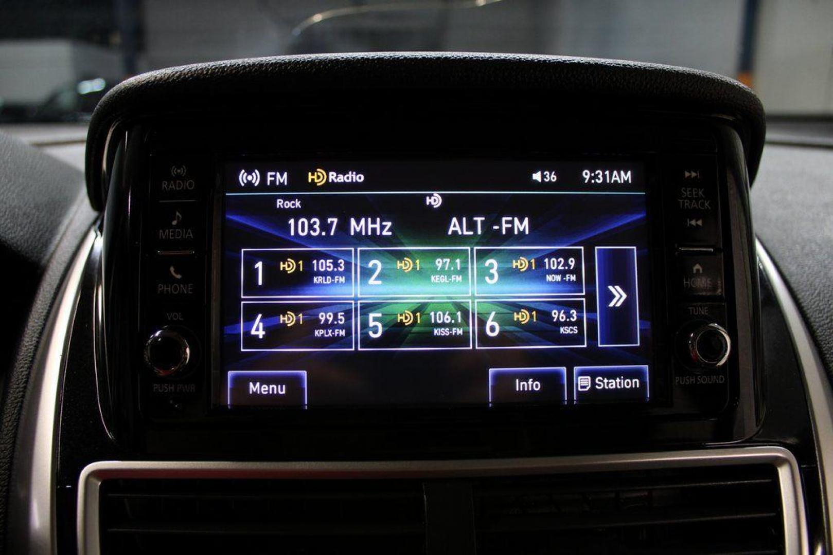 2020 Pearl White /Black Mitsubishi Eclipse Cross ES (JA4AS3AA2LZ) with an 1.5L I4 DI Turbocharged DOHC 16V LEV3-ULEV70 152hp engine, CVT transmission, located at 15300 Midway Rd., Addison, TX, 75001, (972) 702-0011, 32.958321, -96.838074 - Photo#16