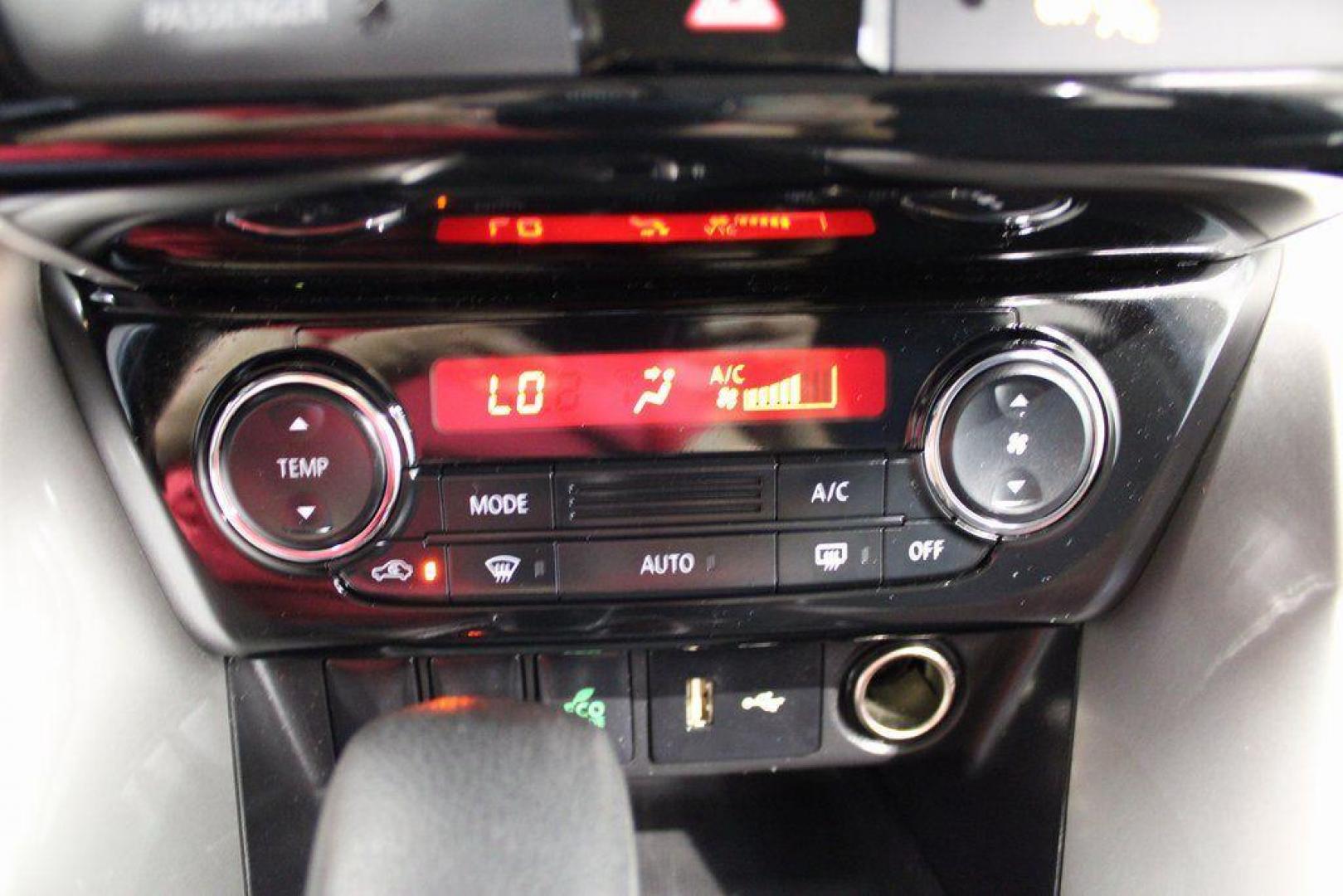 2020 Pearl White /Black Mitsubishi Eclipse Cross ES (JA4AS3AA2LZ) with an 1.5L I4 DI Turbocharged DOHC 16V LEV3-ULEV70 152hp engine, CVT transmission, located at 15300 Midway Rd., Addison, TX, 75001, (972) 702-0011, 32.958321, -96.838074 - Photo#18