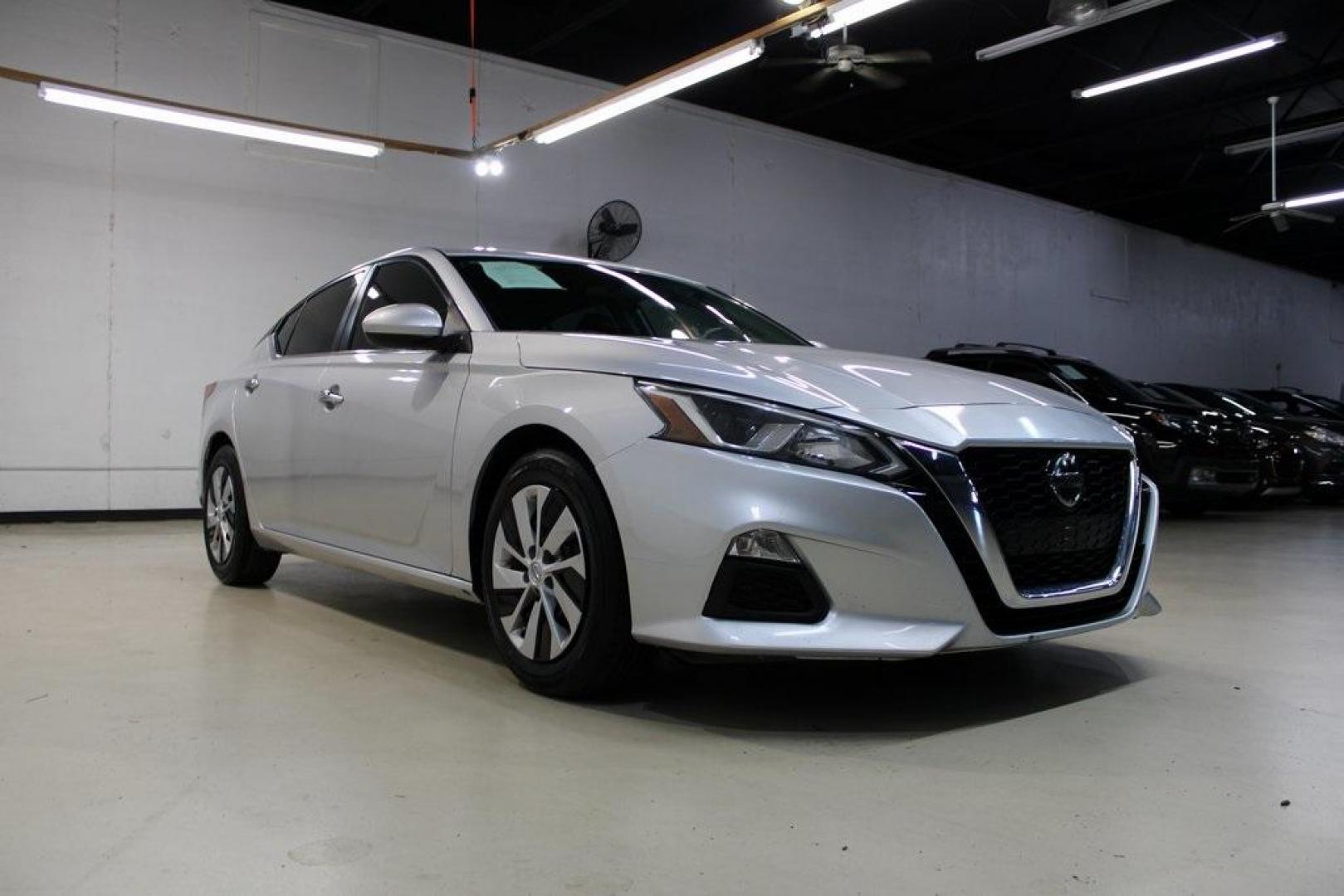 2020 Brilliant Silver Metallic /Charcoal Nissan Altima 2.5 S (1N4BL4BV0LC) with an 2.5L 4-Cylinder DOHC 16V engine, CVT transmission, located at 15300 Midway Rd., Addison, TX, 75001, (972) 702-0011, 32.958321, -96.838074 - 2020 Nissan Altima S<br>Now Available at Midway Auto Group Addison, Texas<br><br>The 2020 Nissan Altima S is a stylish, fuel-efficient midsize sedan designed to deliver a confident and comfortable driving experience. With its sleek exterior, modern tech features, and strong safety record, this Alti - Photo#1